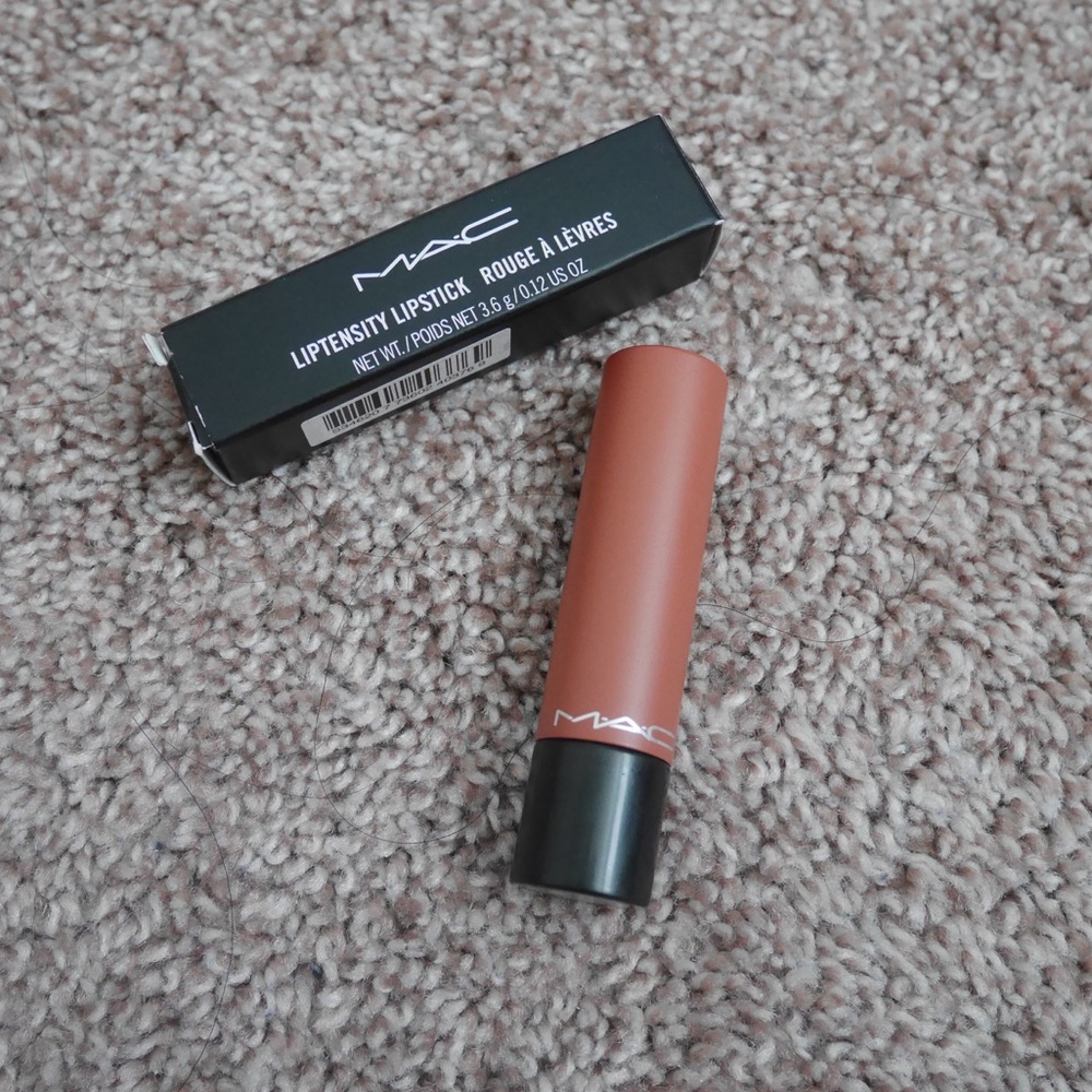 Mac Liptensify Lipstick in Doe